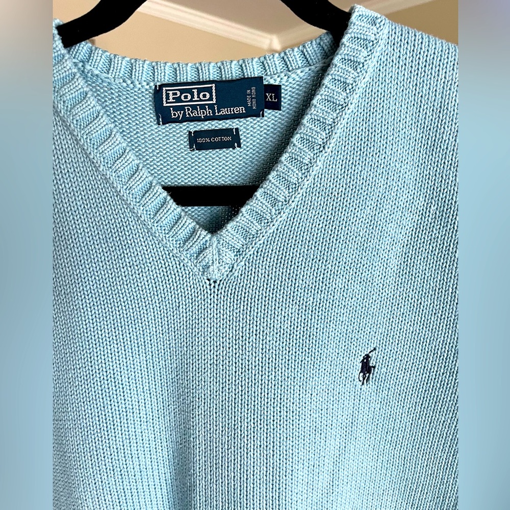 Beautiful Polo by Ralph Lauren sleeveless sweater vest